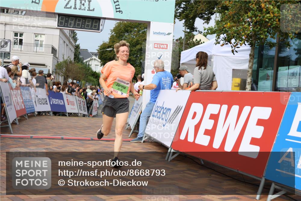31.08.2025 - 21. Blankeneser Heldenlauf Strokosch-Dieckow http://msf.ph/oto/8668793 31.08.2025 11:14:02 Ziel 3628, 3591, 3370, 3209 meine-sportfotos.de