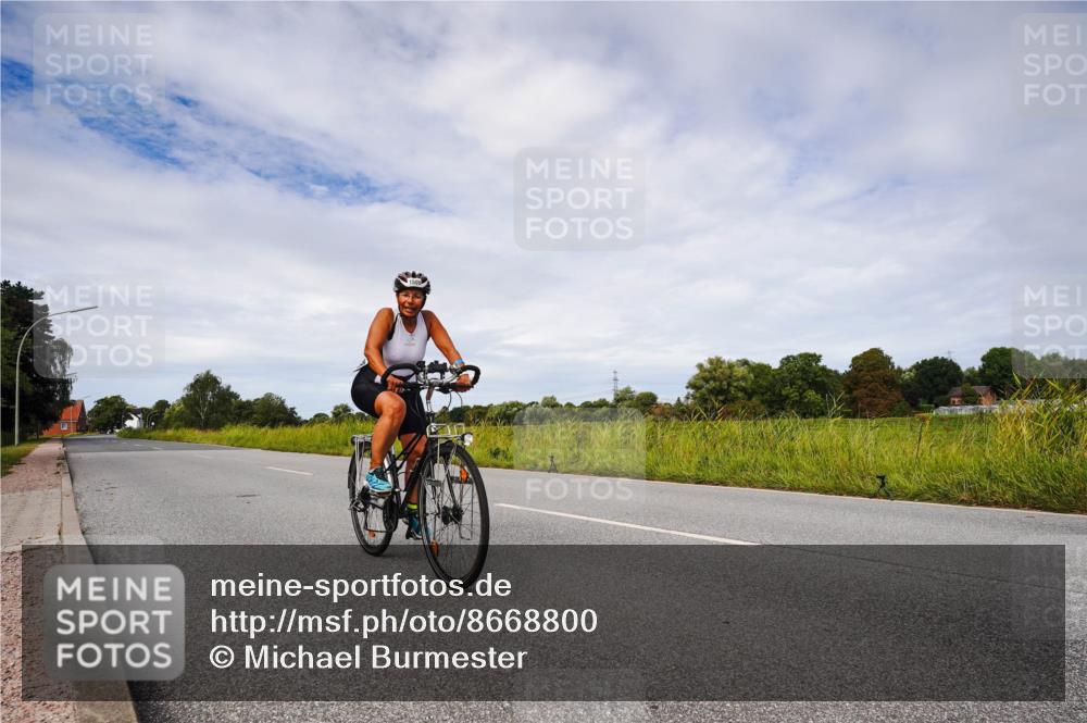 31.08.2025 - Elbe Triathlon Hamburg Michael Burmester http://msf.ph/oto/8668800 31.08.2025 11:28:20 Radfahren 1508 meine-sportfotos.de