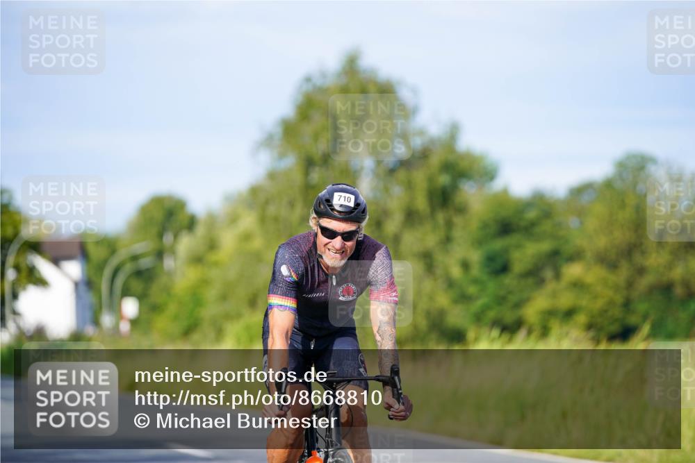 31.08.2025 - Elbe Triathlon Hamburg Michael Burmester http://msf.ph/oto/8668810 31.08.2025 09:49:14 Radfahren 330, 412, 416, 468, 492, 603, 710, 778 meine-sportfotos.de