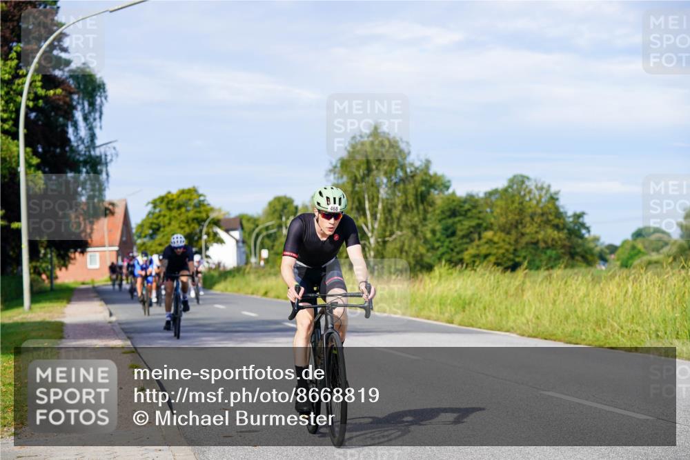 31.08.2025 - Elbe Triathlon Hamburg Michael Burmester http://msf.ph/oto/8668819 31.08.2025 09:49:17 Radfahren 310, 330, 412, 416, 468, 492, 595, 603, 658, 710, 778 meine-sportfotos.de