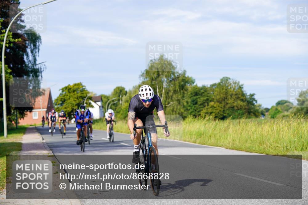 31.08.2025 - Elbe Triathlon Hamburg Michael Burmester http://msf.ph/oto/8668828 31.08.2025 09:49:19 Radfahren 173, 310, 330, 412, 416, 468, 492, 595, 603, 658, 762, 778 meine-sportfotos.de
