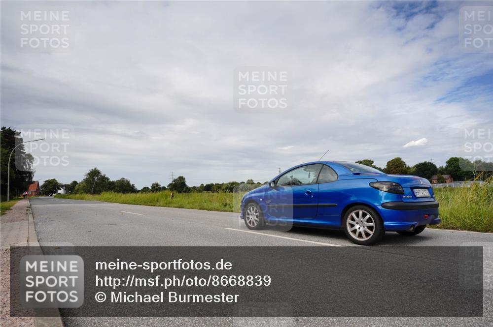 31.08.2025 - Elbe Triathlon Hamburg Michael Burmester http://msf.ph/oto/8668839 31.08.2025 12:10:06 Radfahren  meine-sportfotos.de