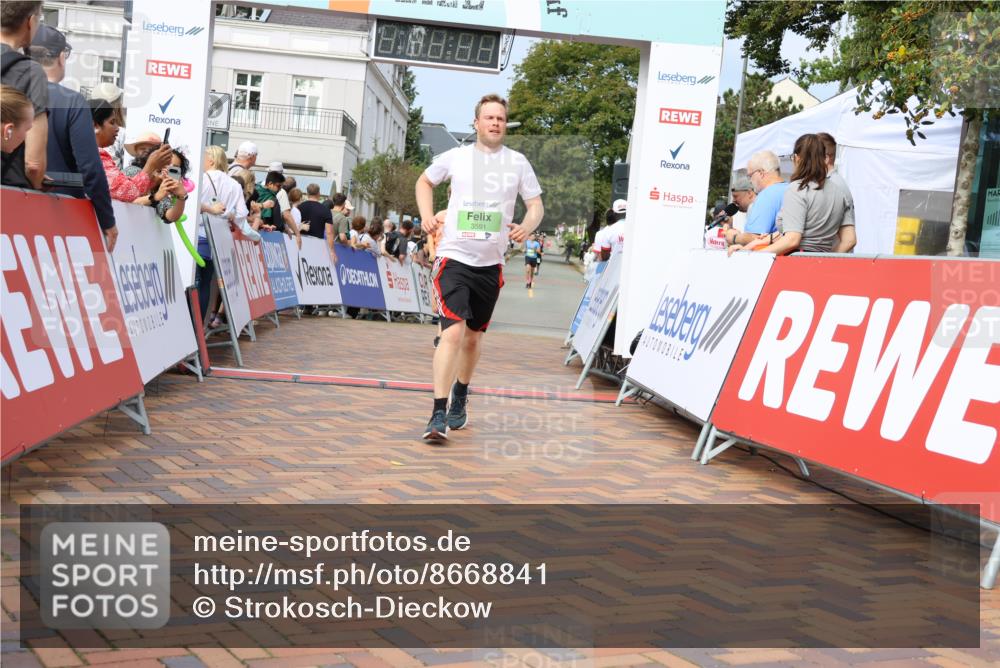 31.08.2025 - 21. Blankeneser Heldenlauf Strokosch-Dieckow http://msf.ph/oto/8668841 31.08.2025 11:14:00 Ziel 3628, 3591, 3370, 3360, 3209 meine-sportfotos.de