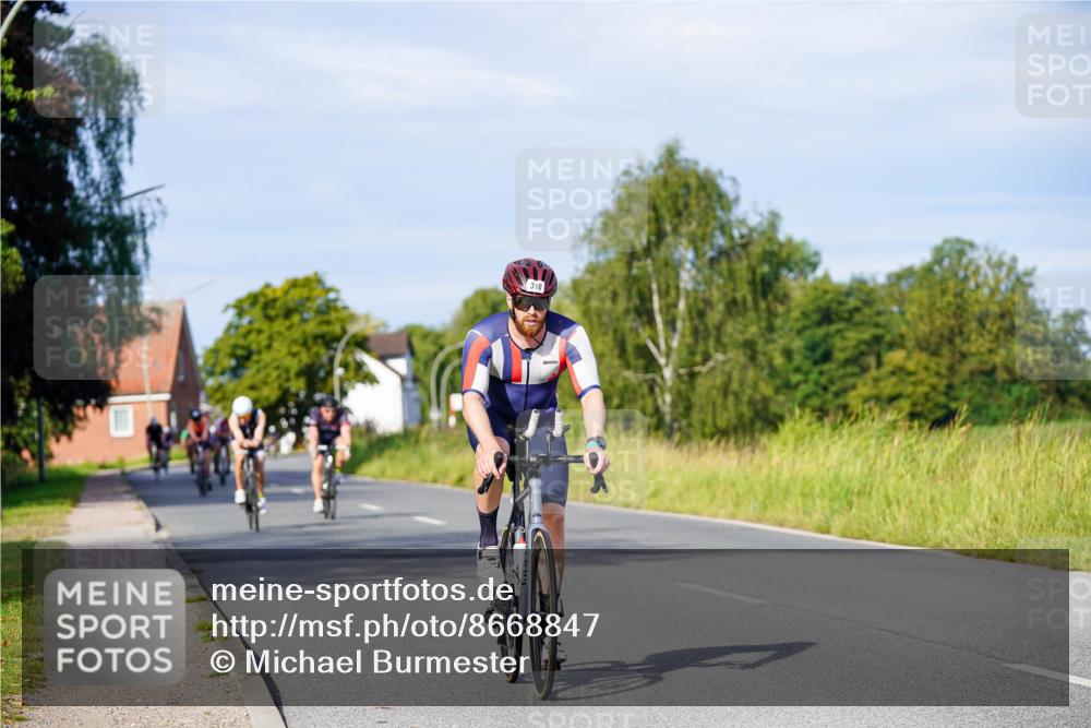 31.08.2025 - Elbe Triathlon Hamburg Michael Burmester http://msf.ph/oto/8668847 31.08.2025 09:49:23 Radfahren 173, 310, 330, 412, 422, 537, 595, 603, 658, 762, 778 meine-sportfotos.de
