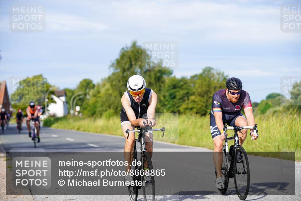 31.08.2025 - Elbe Triathlon Hamburg Michael Burmester http://msf.ph/oto/8668865 31.08.2025 09:49:26 Radfahren 173, 310, 365, 422, 426, 430, 537, 762 meine-sportfotos.de