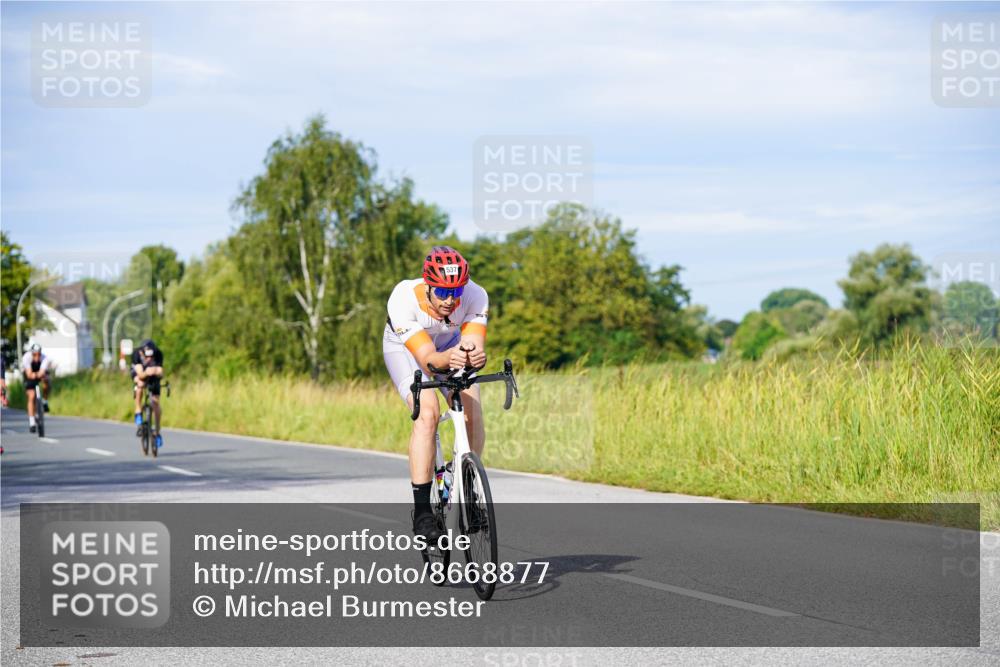 31.08.2025 - Elbe Triathlon Hamburg Michael Burmester http://msf.ph/oto/8668877 31.08.2025 09:49:30 Radfahren 365, 410, 422, 426, 430, 537, 594, 783 meine-sportfotos.de