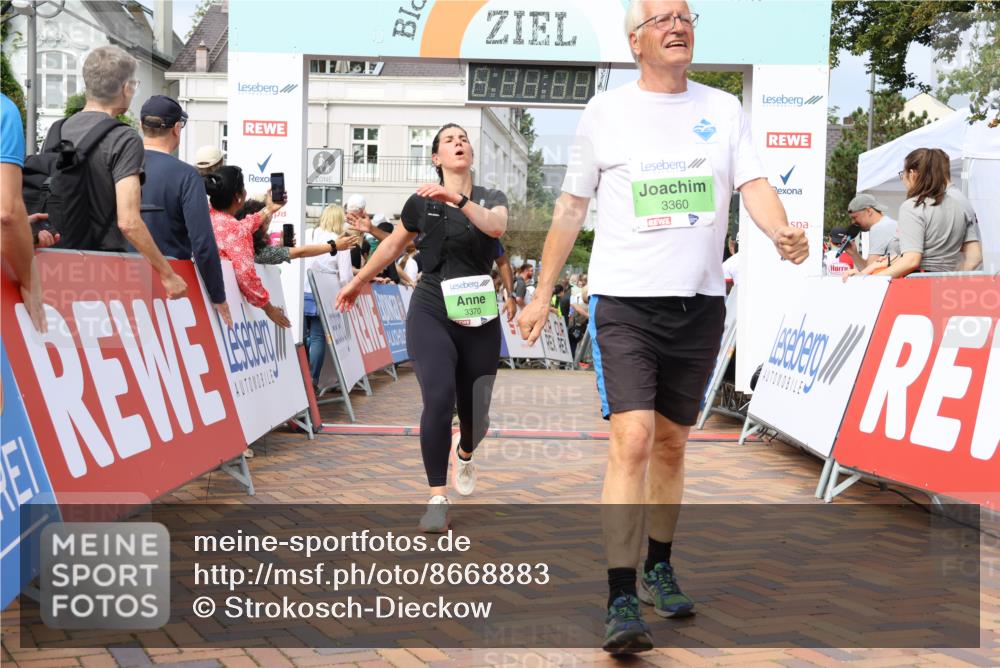 31.08.2025 - 21. Blankeneser Heldenlauf Strokosch-Dieckow http://msf.ph/oto/8668883 31.08.2025 11:13:56 Ziel 3591, 3571, 3370, 3360, 3209 meine-sportfotos.de