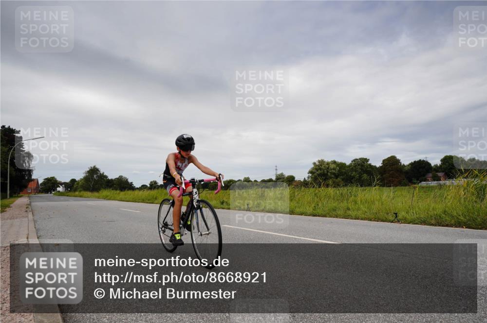 31.08.2025 - Elbe Triathlon Hamburg Michael Burmester http://msf.ph/oto/8668921 31.08.2025 12:34:29 Radfahren 1647 meine-sportfotos.de
