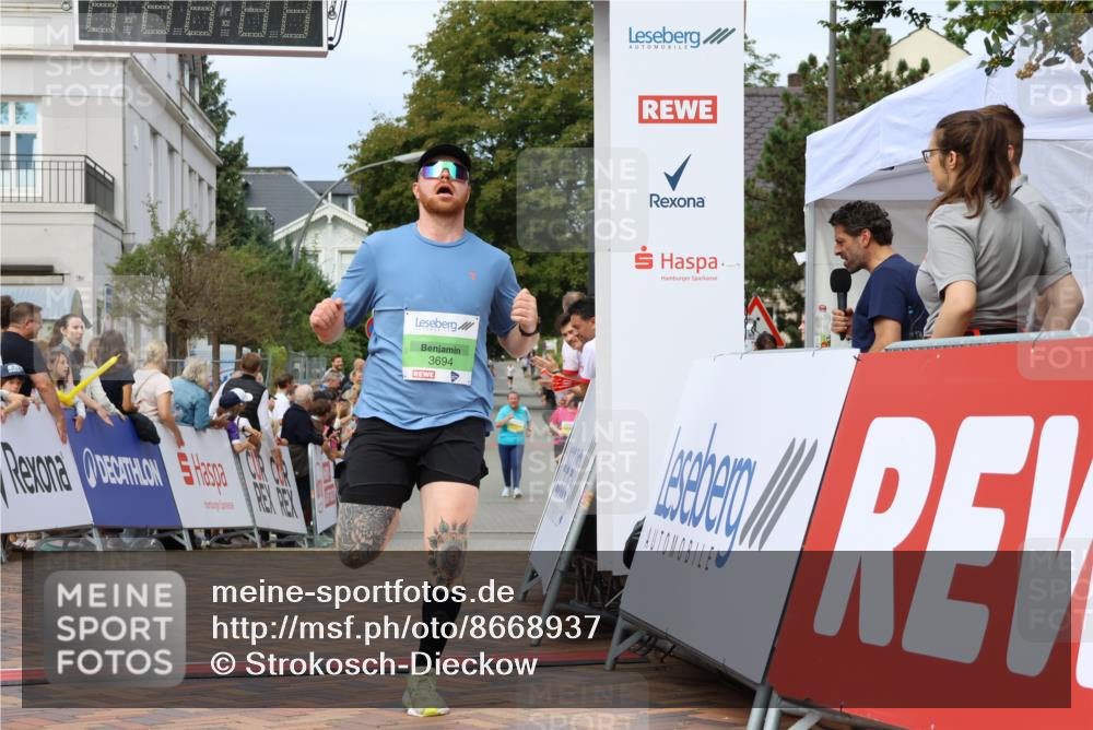 31.08.2025 - 21. Blankeneser Heldenlauf Strokosch-Dieckow http://msf.ph/oto/8668937 31.08.2025 10:55:53 Ziel 3115, 3694 meine-sportfotos.de