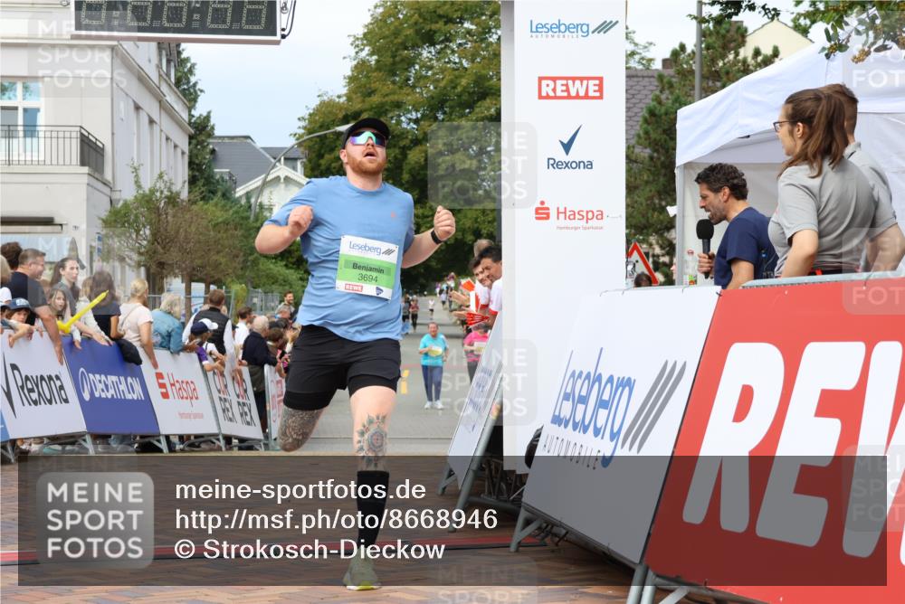 31.08.2025 - 21. Blankeneser Heldenlauf Strokosch-Dieckow http://msf.ph/oto/8668946 31.08.2025 10:55:53 Ziel 3115, 3694 meine-sportfotos.de