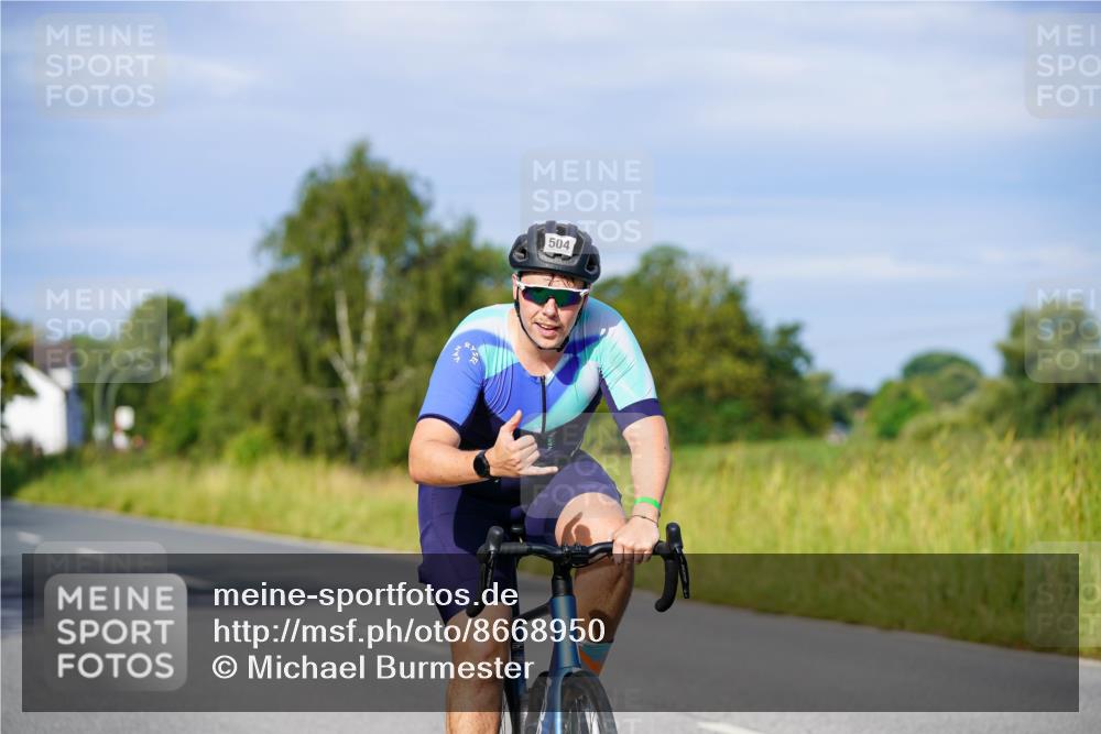 31.08.2025 - Elbe Triathlon Hamburg Michael Burmester http://msf.ph/oto/8668950 31.08.2025 09:50:00 Radfahren 504, 863 meine-sportfotos.de