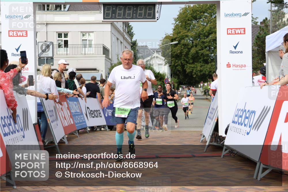31.08.2025 - 21. Blankeneser Heldenlauf Strokosch-Dieckow http://msf.ph/oto/8668964 31.08.2025 11:13:52 Ziel 3571, 3370, 3360, 3209 meine-sportfotos.de