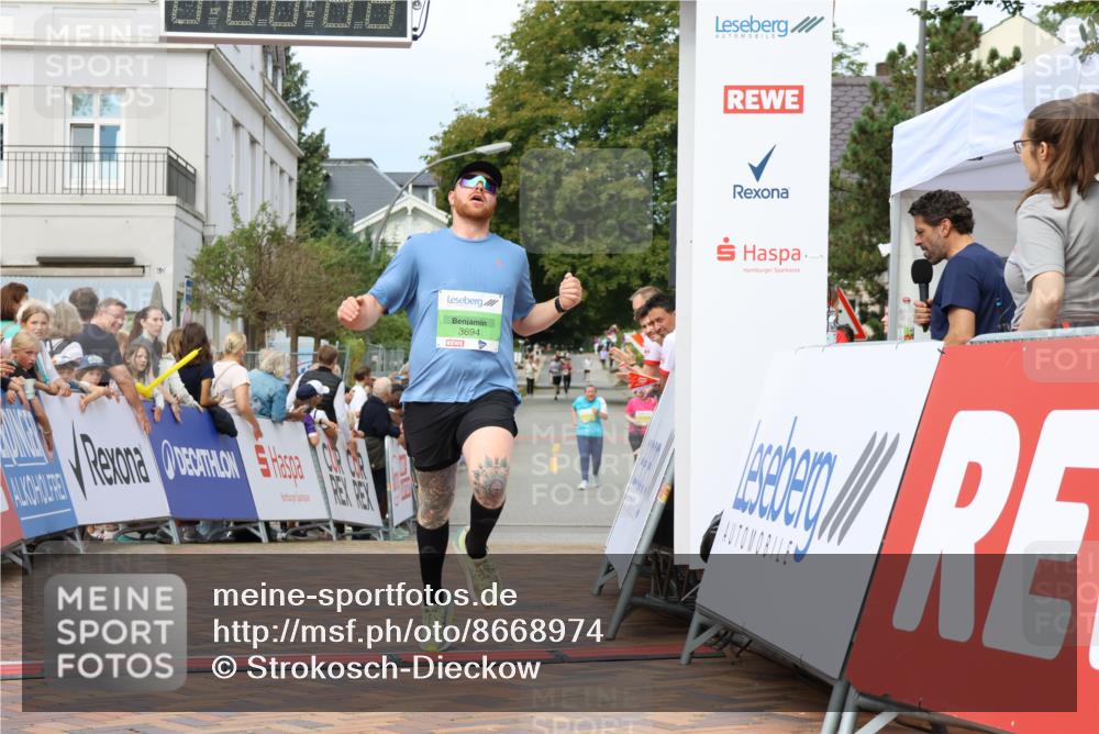 31.08.2025 - 21. Blankeneser Heldenlauf Strokosch-Dieckow http://msf.ph/oto/8668974 31.08.2025 10:55:53 Ziel 3115, 3694 meine-sportfotos.de