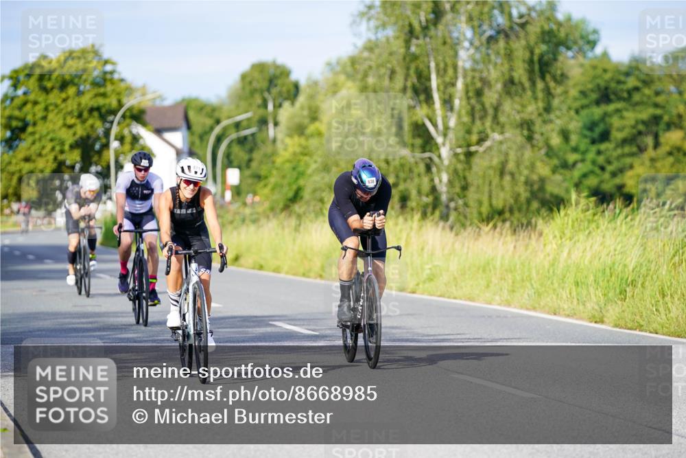 31.08.2025 - Elbe Triathlon Hamburg Michael Burmester http://msf.ph/oto/8668985 31.08.2025 09:50:09 Radfahren 638, 671, 824, 863, 871, 926 meine-sportfotos.de