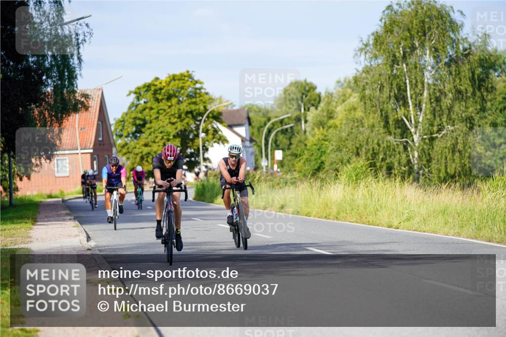 31.08.2025 - Elbe Triathlon Hamburg Michael Burmester http://msf.ph/oto/8669037 31.08.2025 09:50:32 Radfahren 429, 480, 502, 612, 728 meine-sportfotos.de