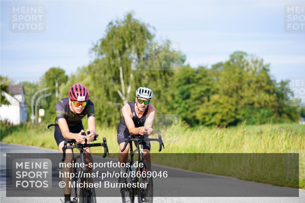 31.08.2025 - Elbe Triathlon Hamburg Michael Burmester http://msf.ph/oto/8669046 31.08.2025 09:50:34 Radfahren 429, 502, 612, 728, 766 meine-sportfotos.de