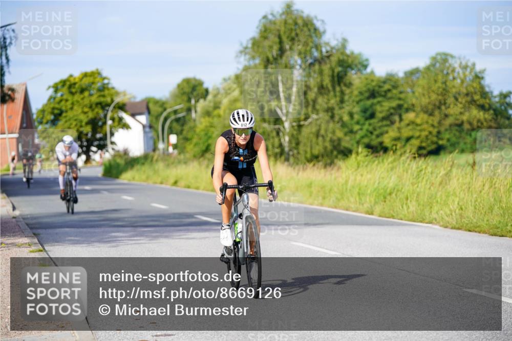 31.08.2025 - Elbe Triathlon Hamburg Michael Burmester http://msf.ph/oto/8669126 31.08.2025 09:50:54 Radfahren 397, 596, 689, 744, 812, 918 meine-sportfotos.de