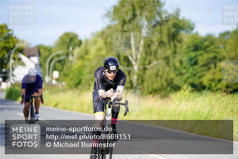 31.08.2025 - Elbe Triathlon Hamburg Michael Burmester http://msf.ph/oto/8669151 31.08.2025 09:51:07 Radfahren 287, 597, 626, 690, 764 meine-sportfotos.de
