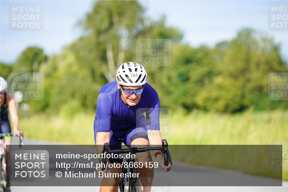 31.08.2025 - Elbe Triathlon Hamburg Michael Burmester http://msf.ph/oto/8669159 31.08.2025 09:51:09 Radfahren 287, 597, 626, 690, 764 meine-sportfotos.de