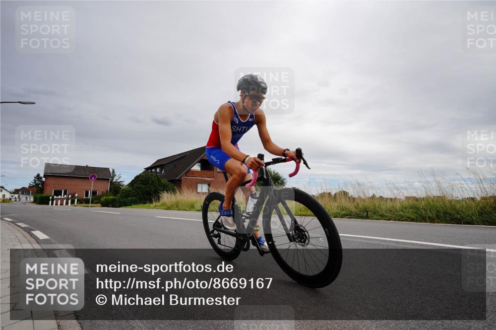 31.08.2025 - Elbe Triathlon Hamburg Michael Burmester http://msf.ph/oto/8669167 31.08.2025 14:10:41 Radfahren 134 meine-sportfotos.de