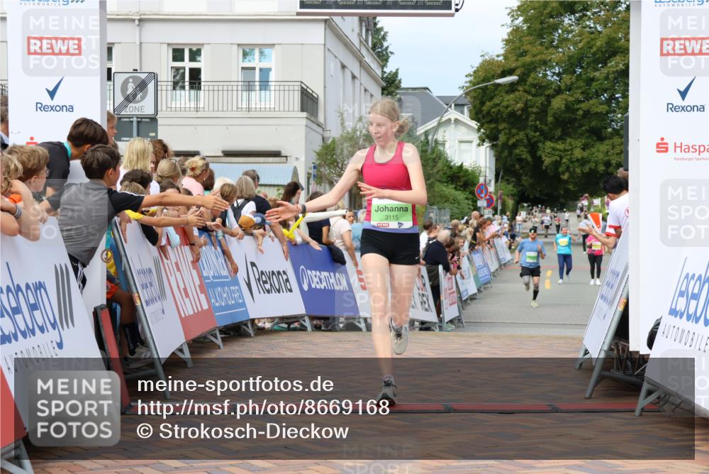 31.08.2025 - 21. Blankeneser Heldenlauf Strokosch-Dieckow http://msf.ph/oto/8669168 31.08.2025 10:55:49 Ziel 3115, 3694 meine-sportfotos.de