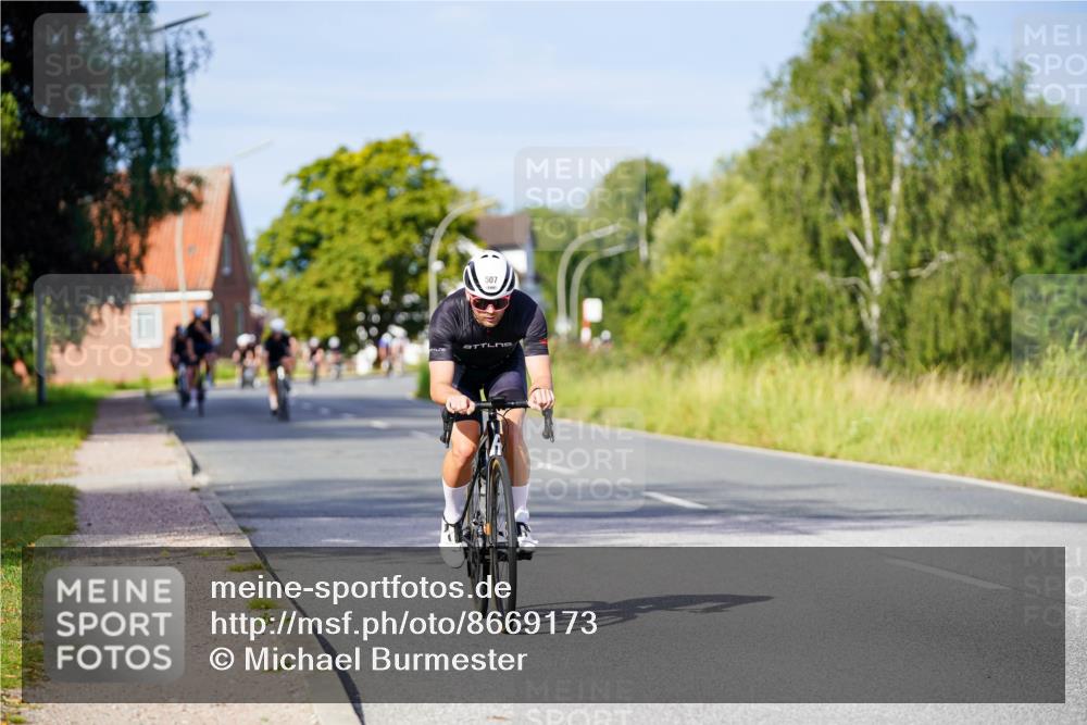 31.08.2025 - Elbe Triathlon Hamburg Michael Burmester http://msf.ph/oto/8669173 31.08.2025 09:51:17 Radfahren 456, 507, 810 meine-sportfotos.de