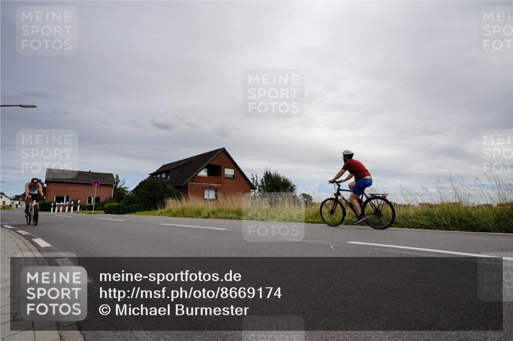 31.08.2025 - Elbe Triathlon Hamburg Michael Burmester http://msf.ph/oto/8669174 31.08.2025 14:10:52 Radfahren 132, 147, 160 meine-sportfotos.de