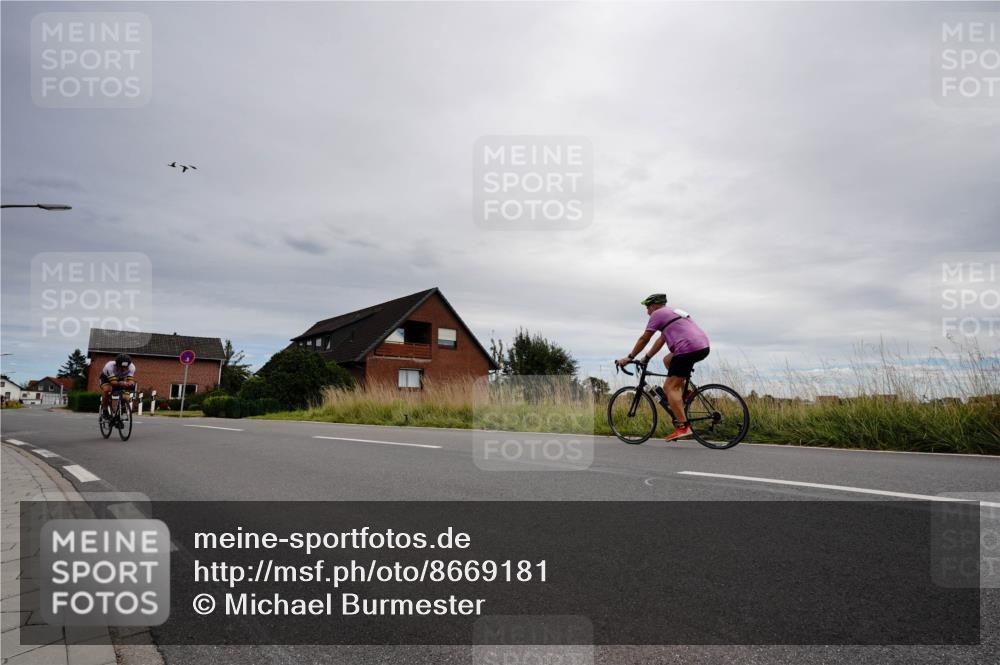 31.08.2025 - Elbe Triathlon Hamburg Michael Burmester http://msf.ph/oto/8669181 31.08.2025 14:11:06 Radfahren 157, 159, 164 meine-sportfotos.de
