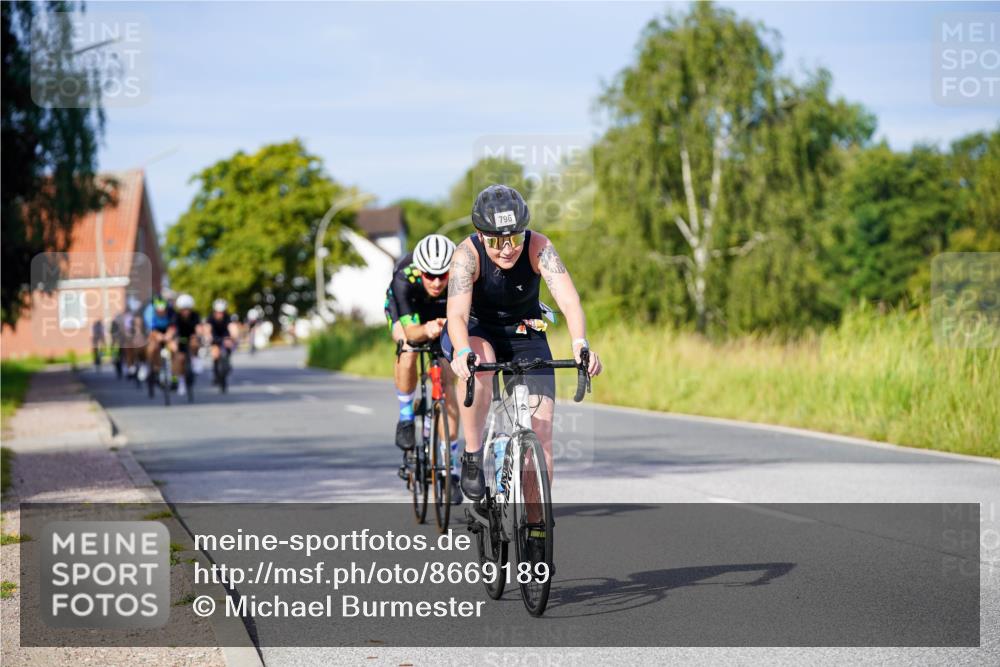 31.08.2025 - Elbe Triathlon Hamburg Michael Burmester http://msf.ph/oto/8669189 31.08.2025 09:51:25 Radfahren 446, 447, 456, 769, 796, 810, 814, 879 meine-sportfotos.de