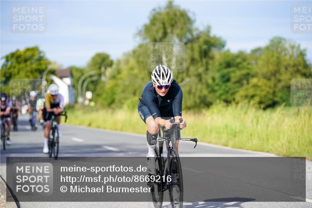 31.08.2025 - Elbe Triathlon Hamburg Michael Burmester http://msf.ph/oto/8669216 31.08.2025 09:51:34 Radfahren 372, 435, 446, 493, 512, 529, 557, 693, 752, 801, 814, 818, 836, 879, 890 meine-sportfotos.de