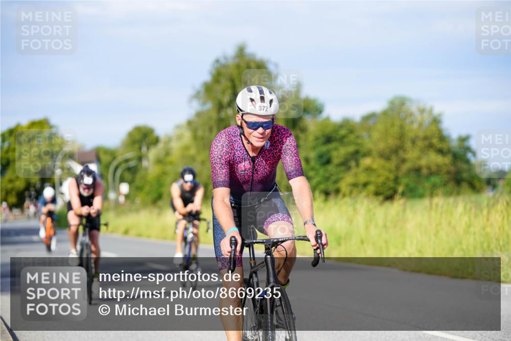 31.08.2025 - Elbe Triathlon Hamburg Michael Burmester http://msf.ph/oto/8669235 31.08.2025 09:51:38 Radfahren 372, 435, 482, 493, 512, 529, 752, 836, 849, 890 meine-sportfotos.de