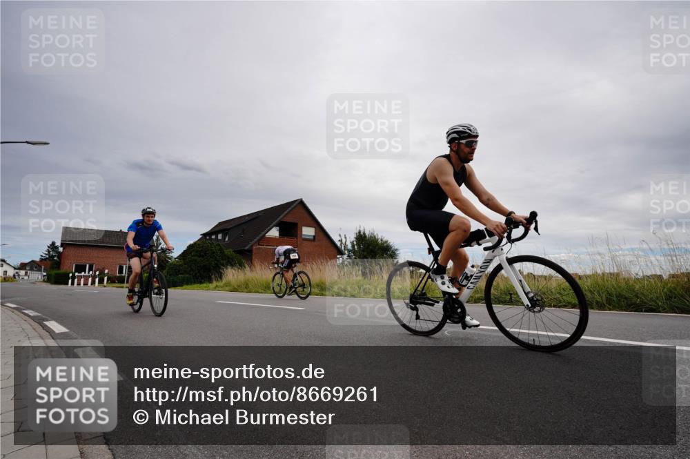 31.08.2025 - Elbe Triathlon Hamburg Michael Burmester http://msf.ph/oto/8669261 31.08.2025 14:13:05 Radfahren 124, 133, 149, 155 meine-sportfotos.de