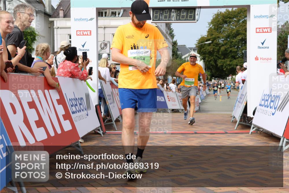 31.08.2025 - 21. Blankeneser Heldenlauf Strokosch-Dieckow http://msf.ph/oto/8669319 31.08.2025 11:13:18 Ziel 3631, 3311, 3090, 3054, 3319, 3327, 3437 meine-sportfotos.de