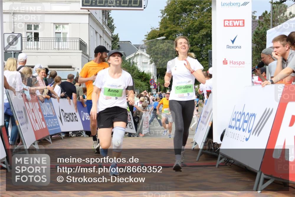 31.08.2025 - 21. Blankeneser Heldenlauf Strokosch-Dieckow http://msf.ph/oto/8669352 31.08.2025 11:13:16 Ziel 3631, 3311, 3054, 3319, 3327, 3437 meine-sportfotos.de