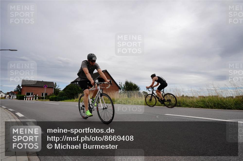 31.08.2025 - Elbe Triathlon Hamburg Michael Burmester http://msf.ph/oto/8669408 31.08.2025 14:17:07 Radfahren 130, 146 meine-sportfotos.de