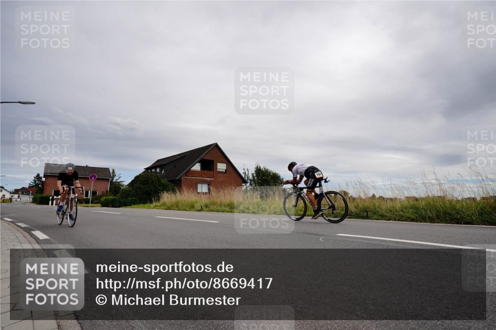 31.08.2025 - Elbe Triathlon Hamburg Michael Burmester http://msf.ph/oto/8669417 31.08.2025 14:17:25 Radfahren 125, 144 meine-sportfotos.de