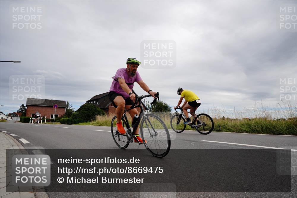 31.08.2025 - Elbe Triathlon Hamburg Michael Burmester http://msf.ph/oto/8669475 31.08.2025 14:19:32 Radfahren 123, 127, 142 meine-sportfotos.de