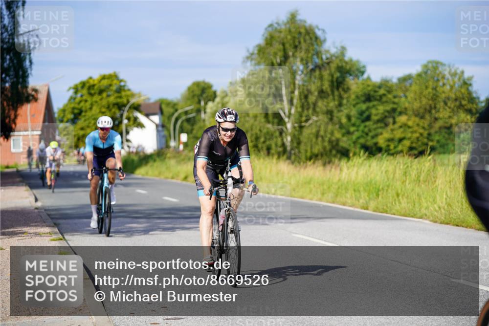 31.08.2025 - Elbe Triathlon Hamburg Michael Burmester http://msf.ph/oto/8669526 31.08.2025 09:53:19 Radfahren 304, 405, 472, 593, 659, 900 meine-sportfotos.de