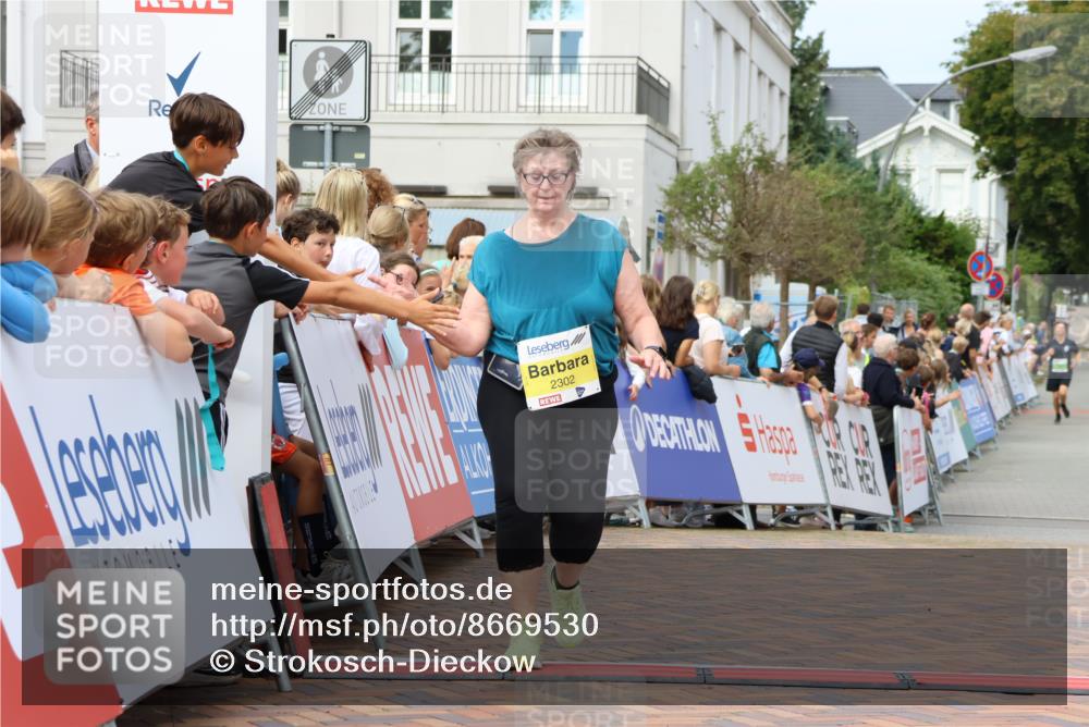 31.08.2025 - 21. Blankeneser Heldenlauf Strokosch-Dieckow http://msf.ph/oto/8669530 31.08.2025 10:55:15 Ziel 2302 meine-sportfotos.de