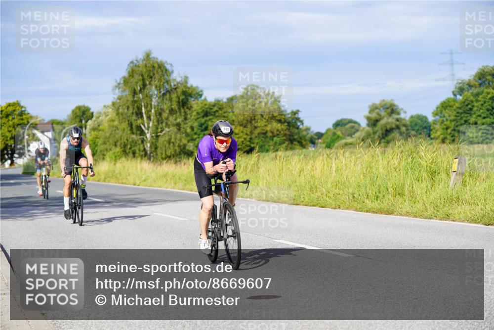 31.08.2025 - Elbe Triathlon Hamburg Michael Burmester http://msf.ph/oto/8669607 31.08.2025 09:53:41 Radfahren 379, 391, 478, 483, 524, 645, 724, 768, 922 meine-sportfotos.de