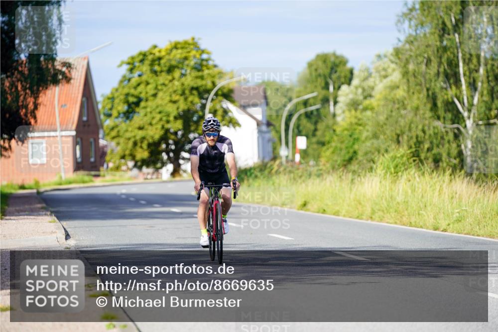 31.08.2025 - Elbe Triathlon Hamburg Michael Burmester http://msf.ph/oto/8669635 31.08.2025 09:53:54 Radfahren 699 meine-sportfotos.de
