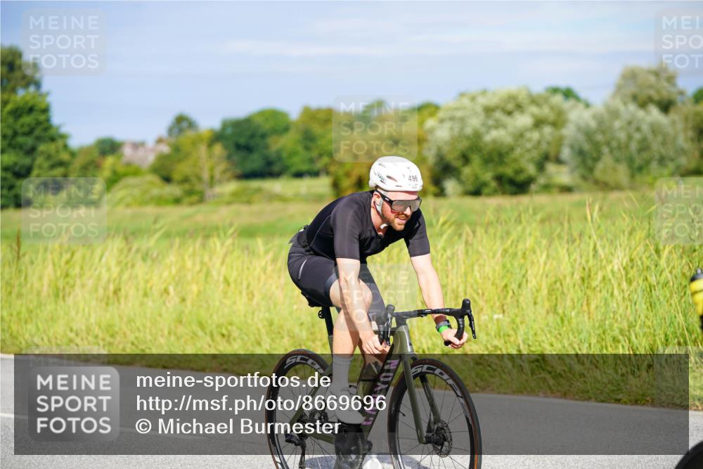 31.08.2025 - Elbe Triathlon Hamburg Michael Burmester http://msf.ph/oto/8669696 31.08.2025 09:54:40 Radfahren 496, 619, 630, 805 meine-sportfotos.de