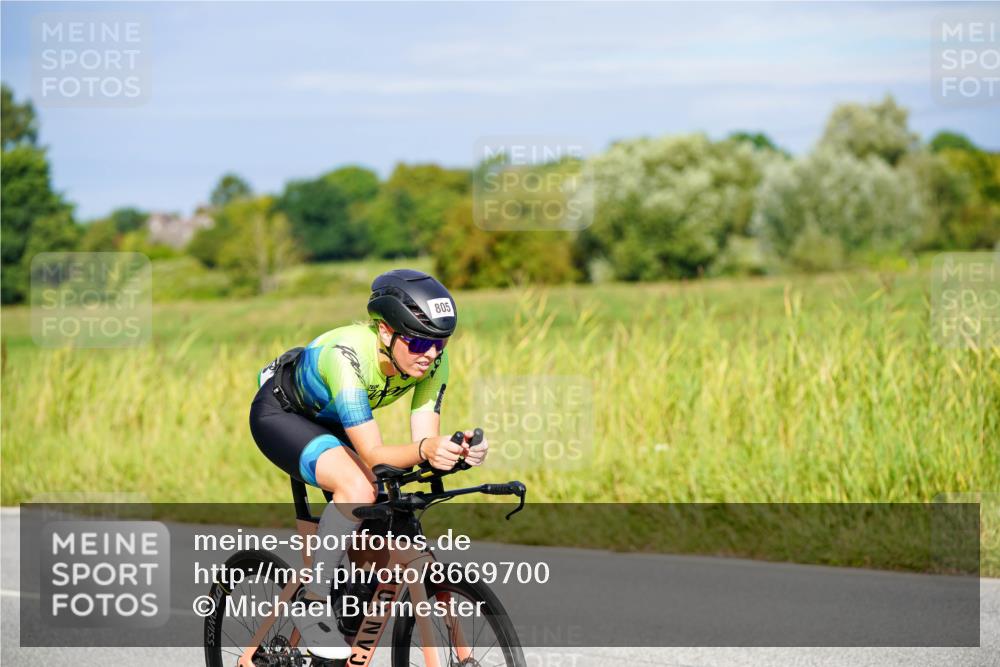 31.08.2025 - Elbe Triathlon Hamburg Michael Burmester http://msf.ph/oto/8669700 31.08.2025 09:54:41 Radfahren 496, 530, 587, 619, 630, 805 meine-sportfotos.de