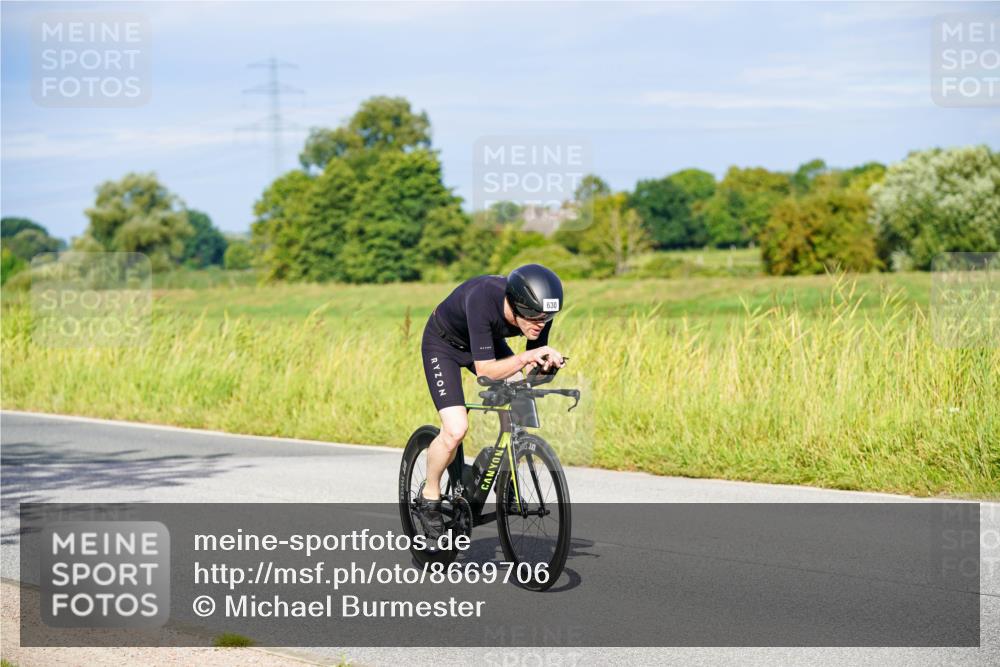 31.08.2025 - Elbe Triathlon Hamburg Michael Burmester http://msf.ph/oto/8669706 31.08.2025 09:54:45 Radfahren 521, 530, 587, 630, 805 meine-sportfotos.de