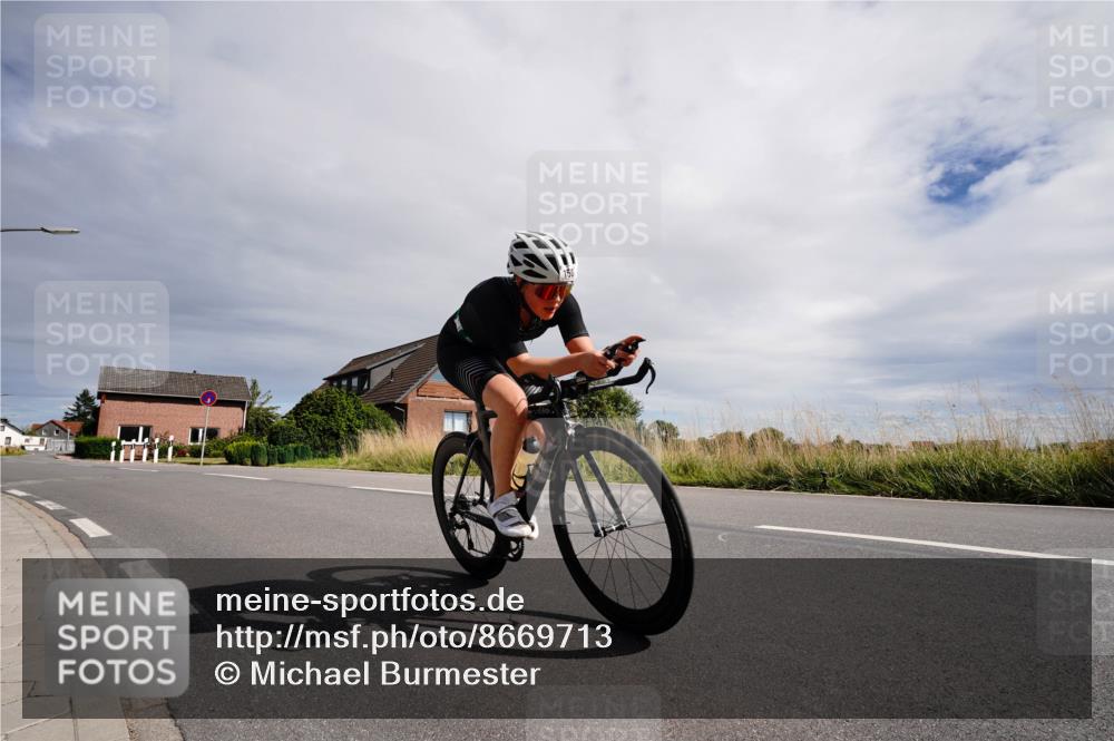 31.08.2025 - Elbe Triathlon Hamburg Michael Burmester http://msf.ph/oto/8669713 31.08.2025 14:45:13 Radfahren 135, 150 meine-sportfotos.de
