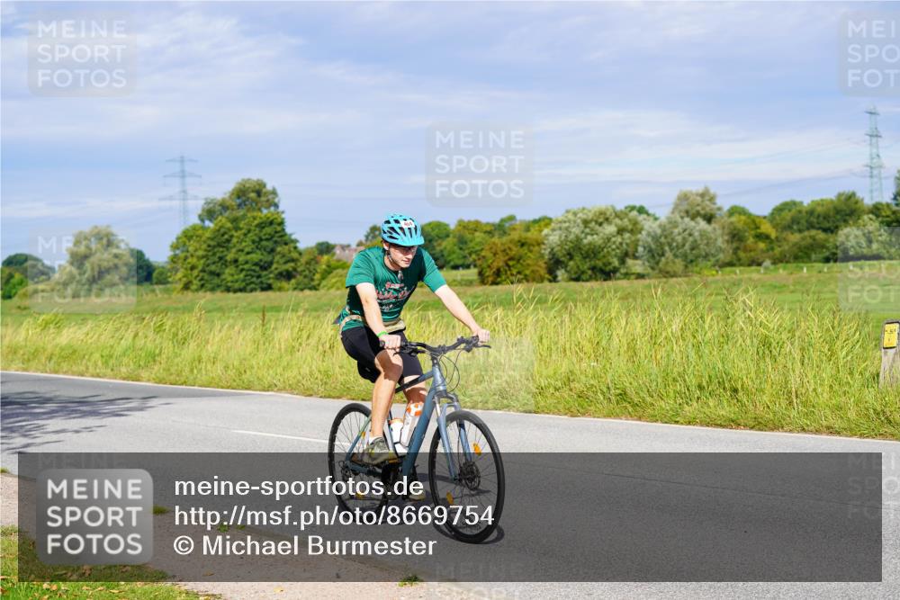 31.08.2025 - Elbe Triathlon Hamburg Michael Burmester http://msf.ph/oto/8669754 31.08.2025 09:54:59 Radfahren 402, 404, 497, 625, 652 meine-sportfotos.de