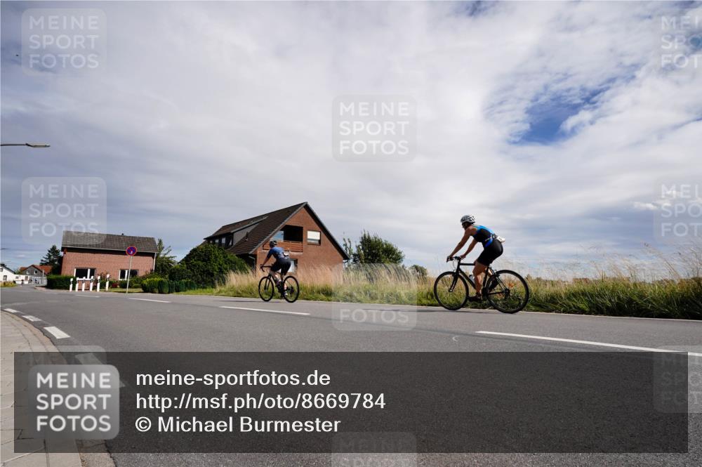 31.08.2025 - Elbe Triathlon Hamburg Michael Burmester http://msf.ph/oto/8669784 31.08.2025 14:48:12 Radfahren 141 meine-sportfotos.de