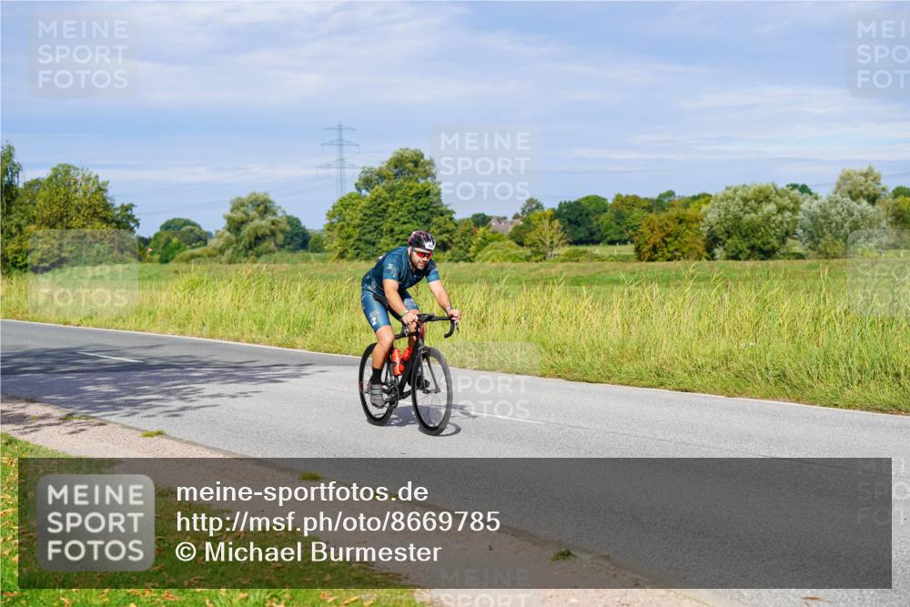 31.08.2025 - Elbe Triathlon Hamburg Michael Burmester http://msf.ph/oto/8669785 31.08.2025 09:55:18 Radfahren 444, 598, 701, 716, 785 meine-sportfotos.de