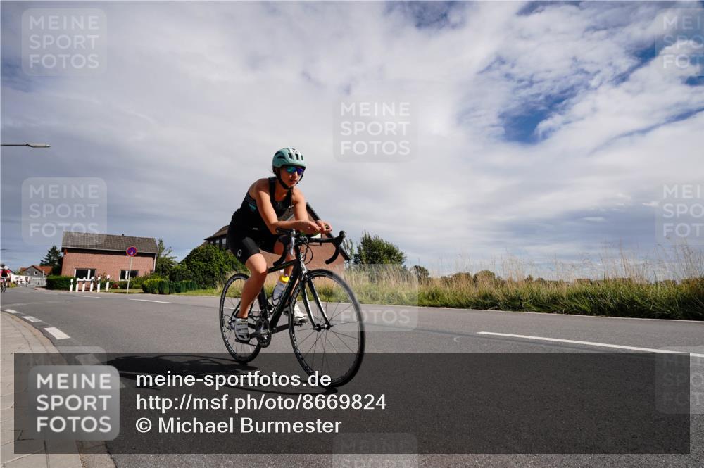 31.08.2025 - Elbe Triathlon Hamburg Michael Burmester http://msf.ph/oto/8669824 31.08.2025 14:49:58 Radfahren 125, 155 meine-sportfotos.de