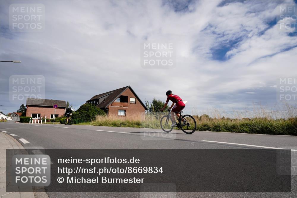 31.08.2025 - Elbe Triathlon Hamburg Michael Burmester http://msf.ph/oto/8669834 31.08.2025 14:50:02 Radfahren 125, 156 meine-sportfotos.de